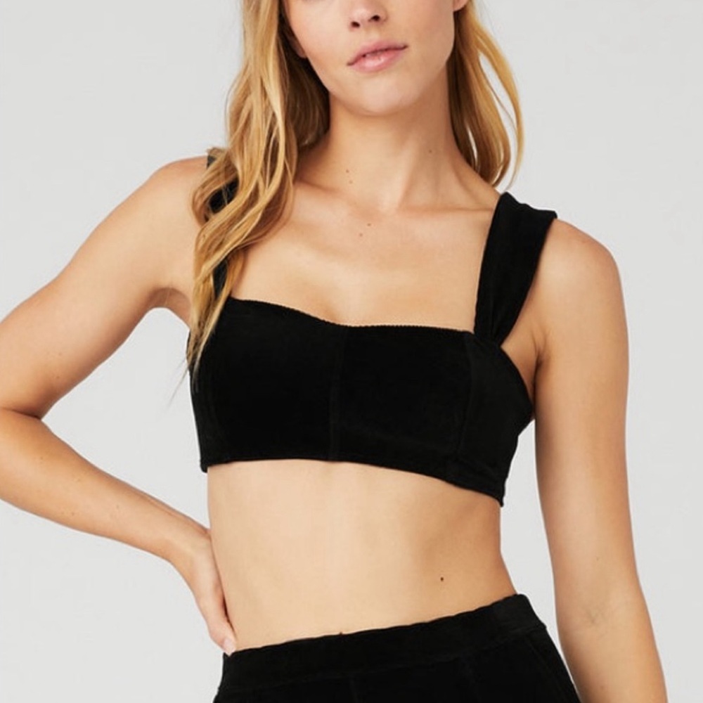 Like new Alo yoga sports bra